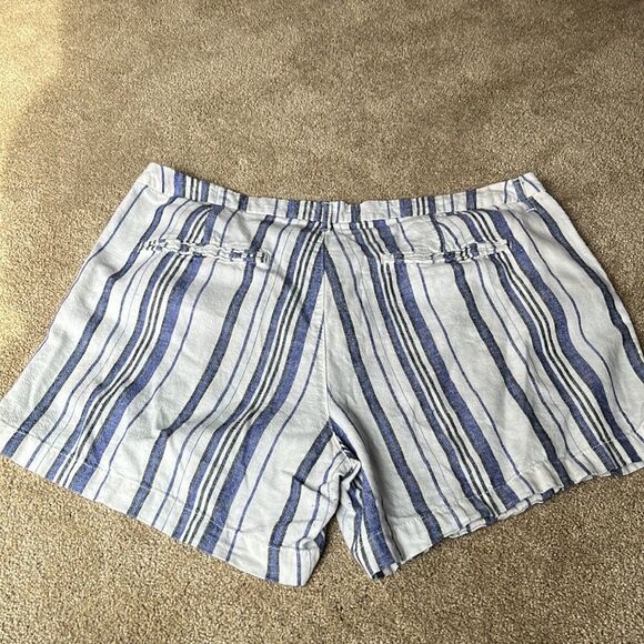 OLD navy striped lined blend shorts size 16. - Picture 3 of 8